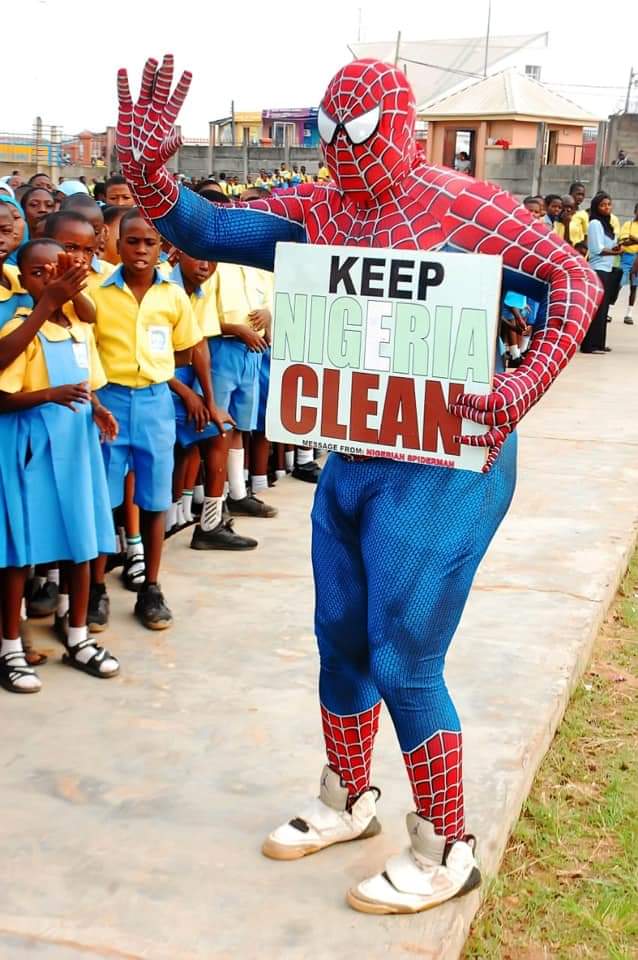 Jonathan Olakunle Olanlokun performs at a Nigerian school.