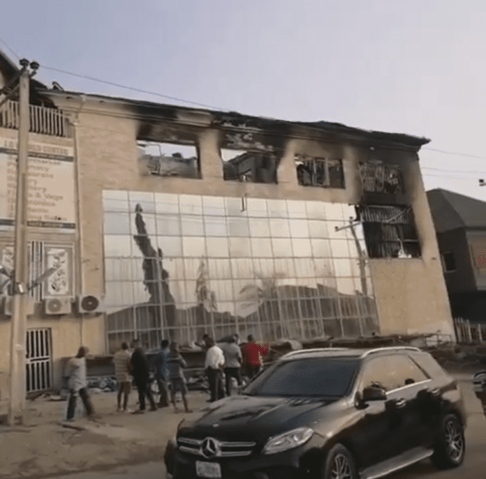 IC World Center shopping mall after the fire incident. Photo credit: X/@UncleDara_