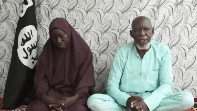 Pastor Paul Musa and spouse (left) posed for execution in photo distributed by Boko Haram.