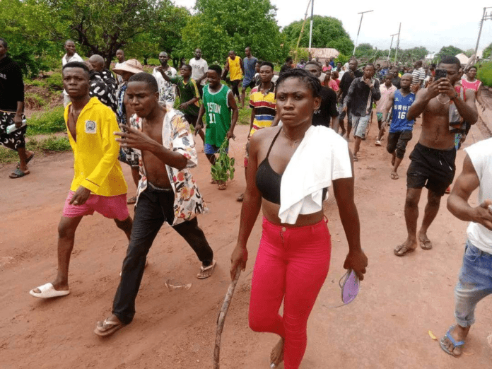 Protesters on the warpath in Ukum County on July 3, 2024. Credit: Mike Odeh James for TruthNigeria.