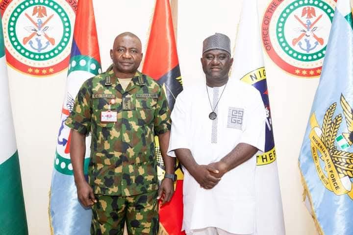 Gen. Christopher Musa, Chief of Nigerian Defense Staff, left, and County Chairman Melvin Ejeh, right. Credit: Agatu Media Aide, Obochi.