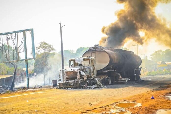 Scene of the fuel truck explosion in Niger State, Nigeria. Photo credit: Facebook/Umaru Mohammed Bago.