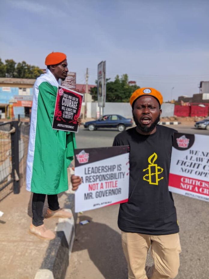 Bad Government Protest. credit Lawrence Zongo.