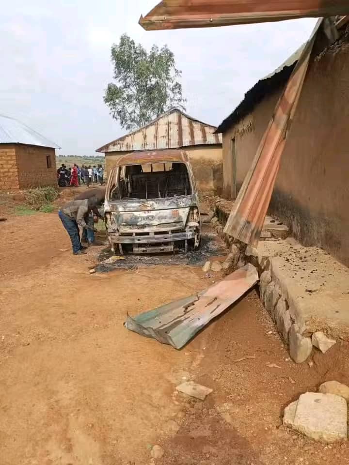 Imagine of Burnt House by Fulani Ethnic Militias in the Wereng camp of Riyom County in Plateau State, Photo Credit: Berom Youth Association Facebook page. 
