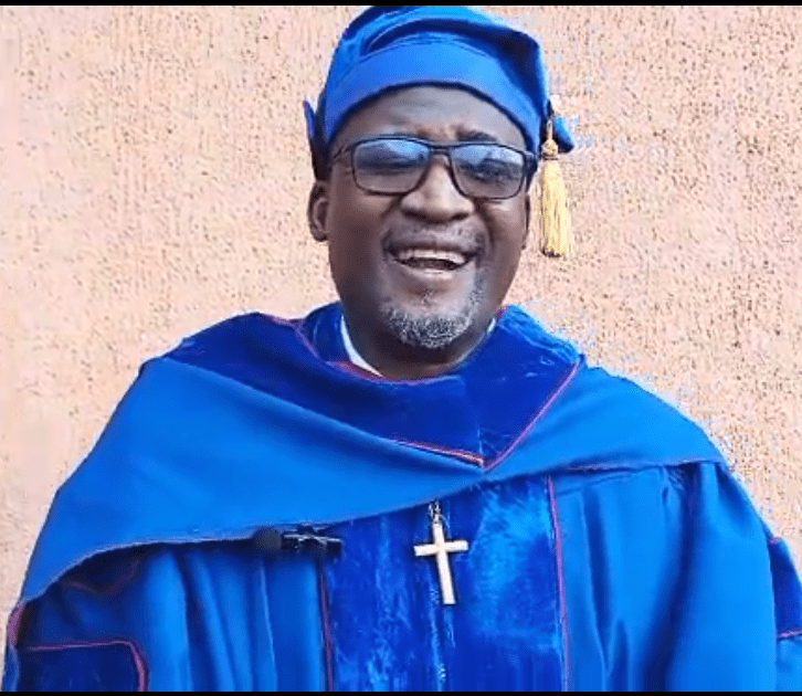 Rev. David Ayuba Azamman, Assistant General Overseer, Kings Chapel Ministry, Kaduna- partners of the school. 