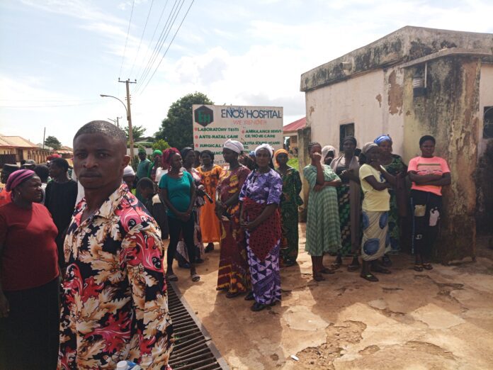 Women at Enos Hospital to sympathize with the families who lost their beloved once. Photo by: Lawrence Zongo TruthNigeria.