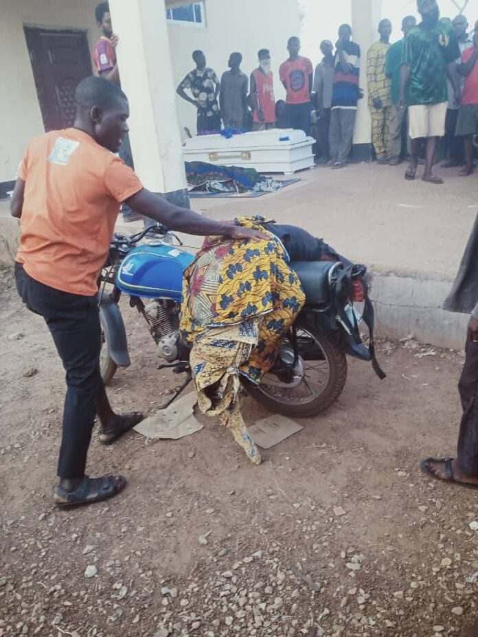 Another victim of the Thursday attack Credit: Ekani Olikita