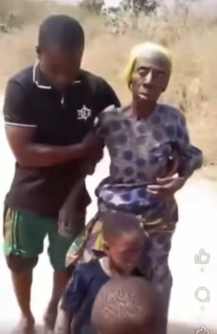 Amateur picture of showing rescued victims of ECWA Church Kabba-Bunu county of Kogi state Nigeria. Picture Courtesy: Sahara Reporters.