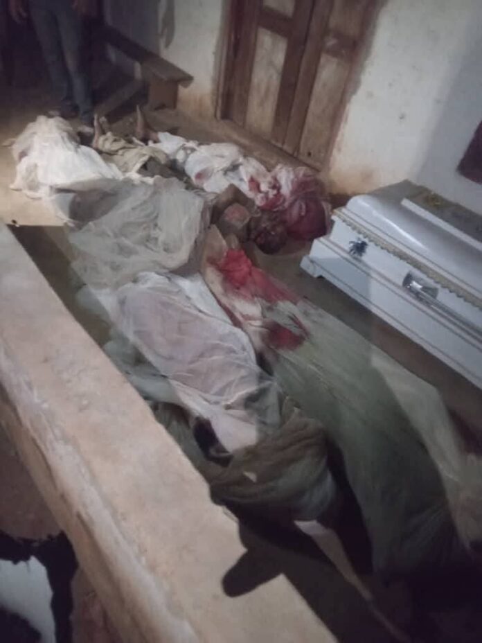 Corpses of victims of Abande market massacre. Credit: Akough Orduen 