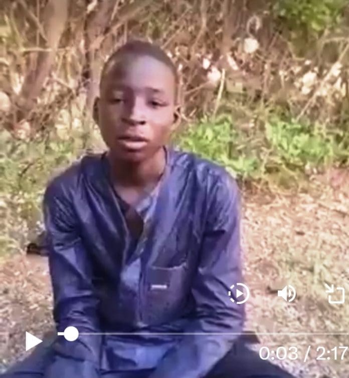 Arrested suspect, Tijani. Courtesy – Abuja streets @ x